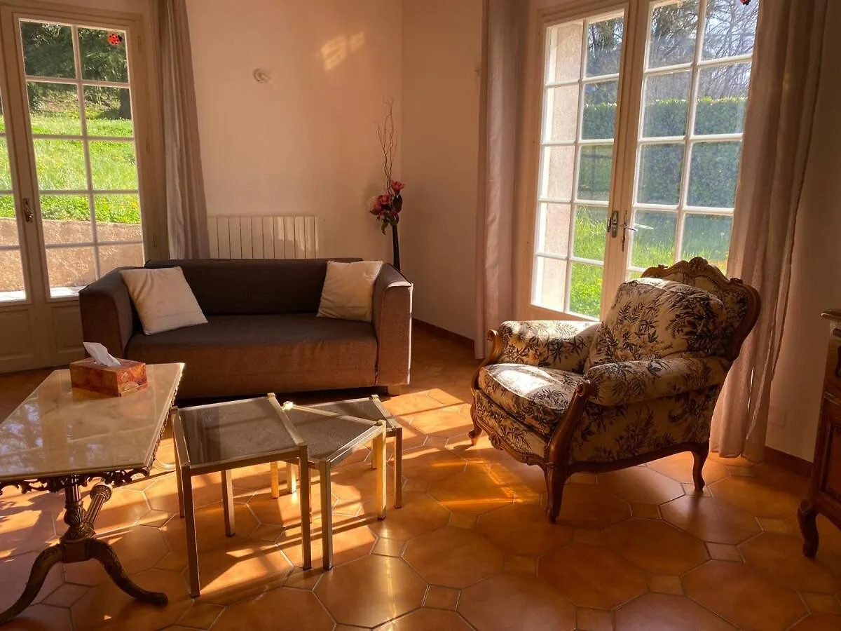 La Maison De Jeanne Tour-de-Faure